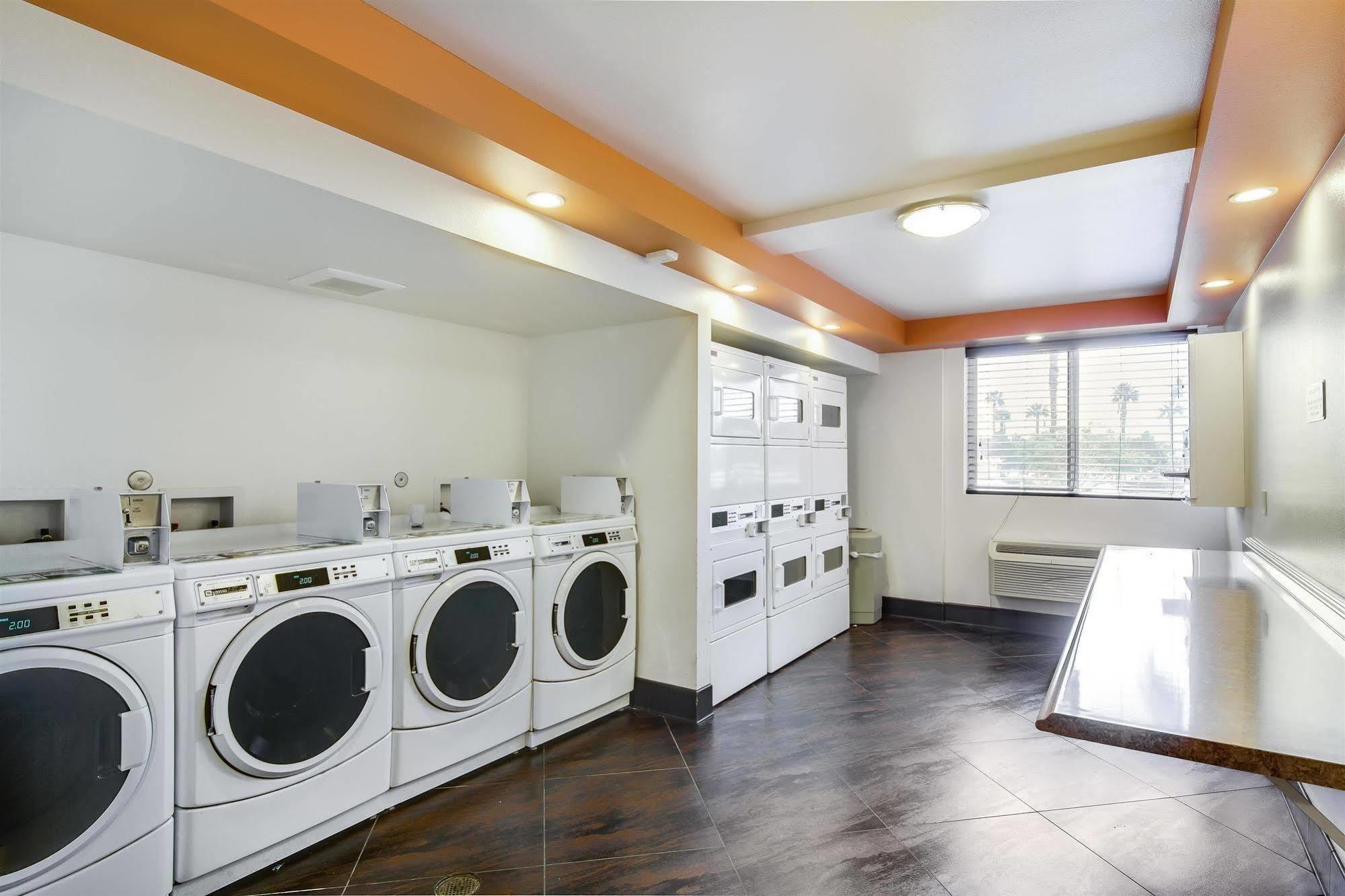 Motel 6-Carson, Ca (Adults Only) Ngoại thất bức ảnh